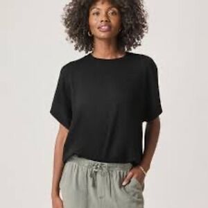 Splendid Womens Black Short Sleeve Crewneck Knit Sweater Top Large NWT